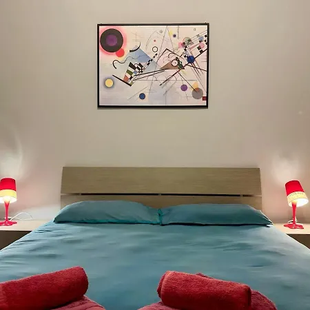 Spacious 8 Mins By Metro To Center * Γένοβα