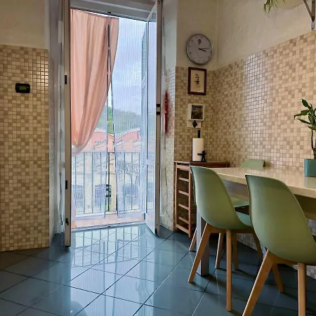 Spacious 8 Mins By Metro To Center *