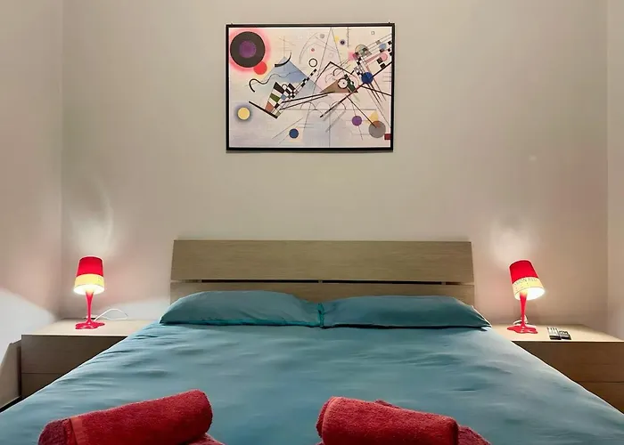 Spacious 8 Mins By Metro To Center * Γένοβα